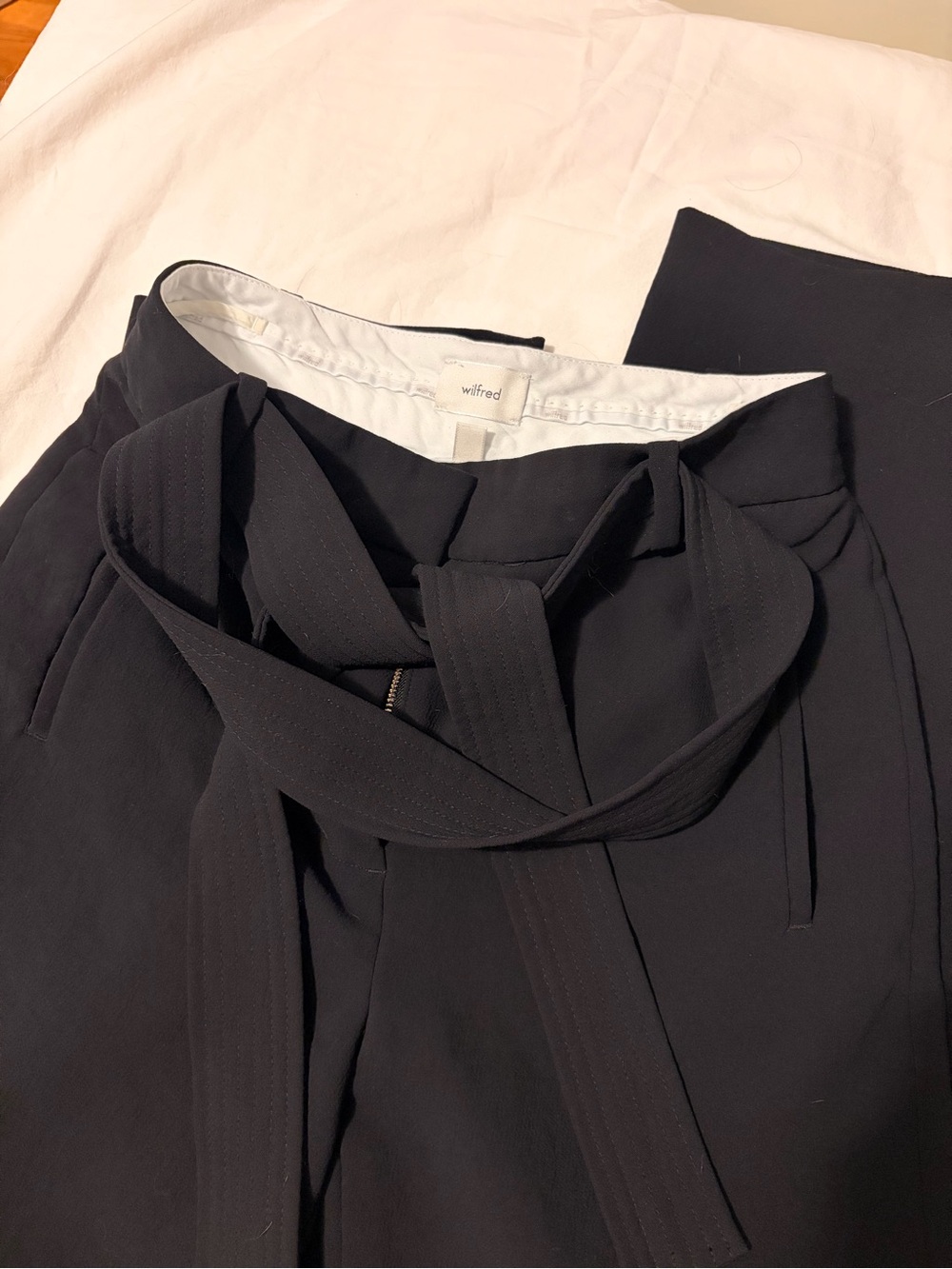 Aritzia Wilfred Black High-Waist Tie Front Pants